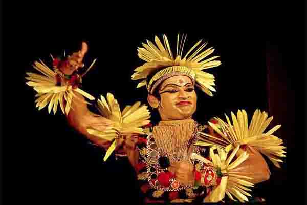 Thullal_Dance